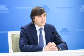Брифинг Министра просвещения РФ Сергея Кравцова по итогам 2024-2025 учебного года.